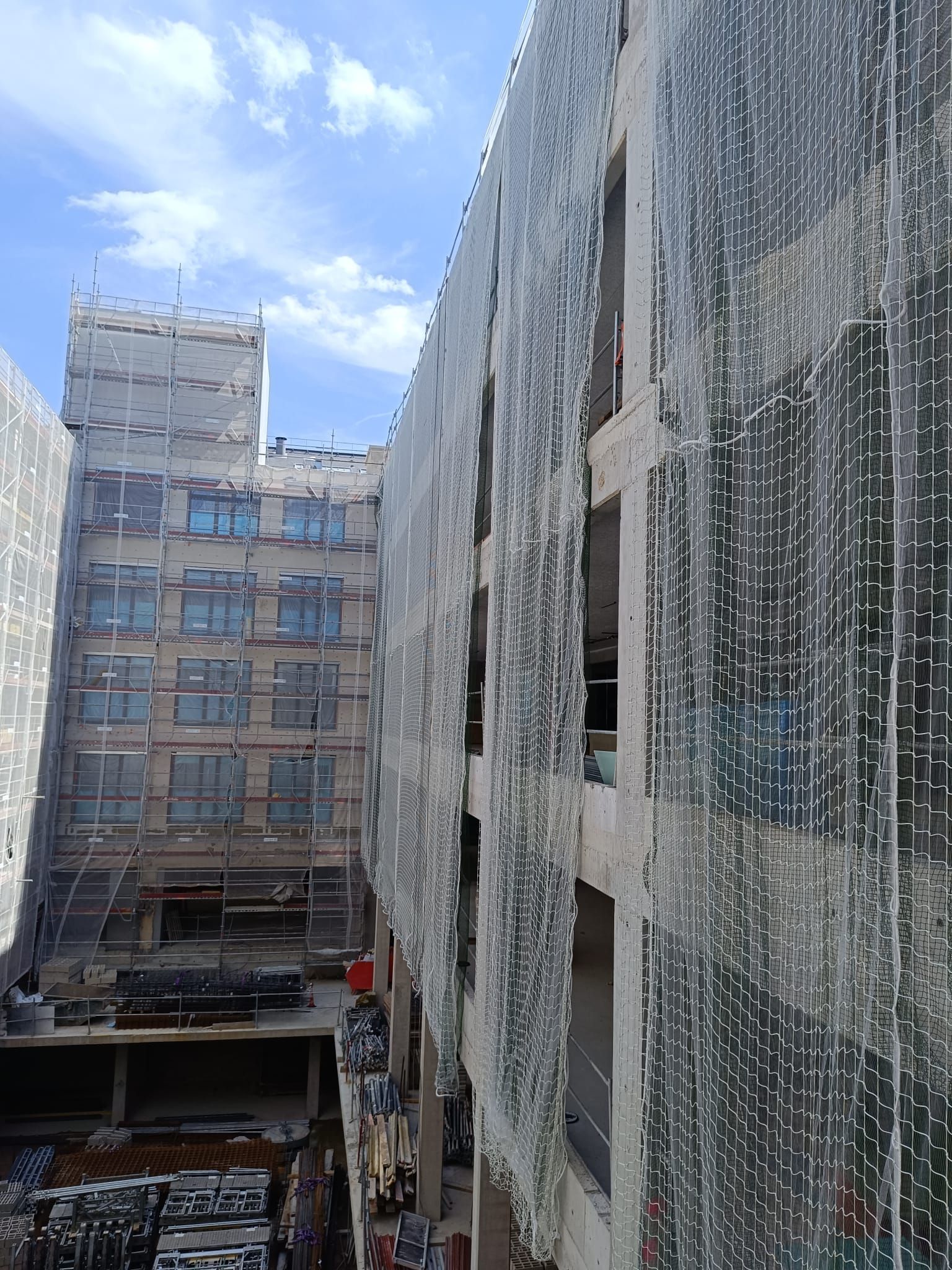 Protection collective façade